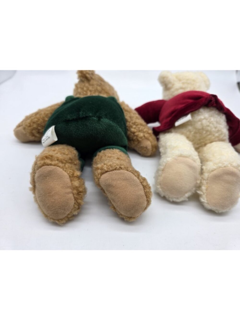Hallmark Kiss Kiss Mistletoe Magnetic Kissing Teddy Bear Pair Christmas Plush - Picture 12 of 15